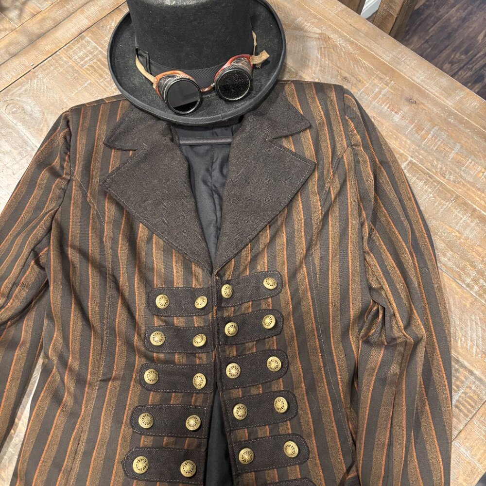 Steampunk/Goth/Victorian Trench coat with hat - Size medium unisex - Lot of 2